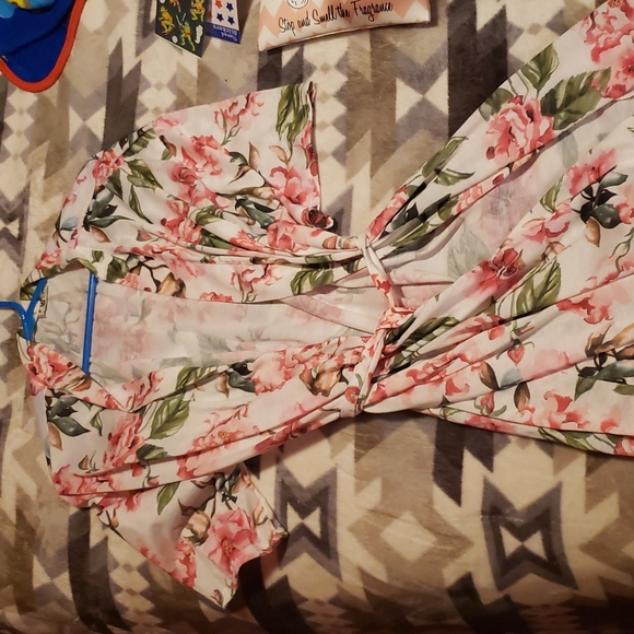 Show Me Your Mumu - Picture 2 of 4